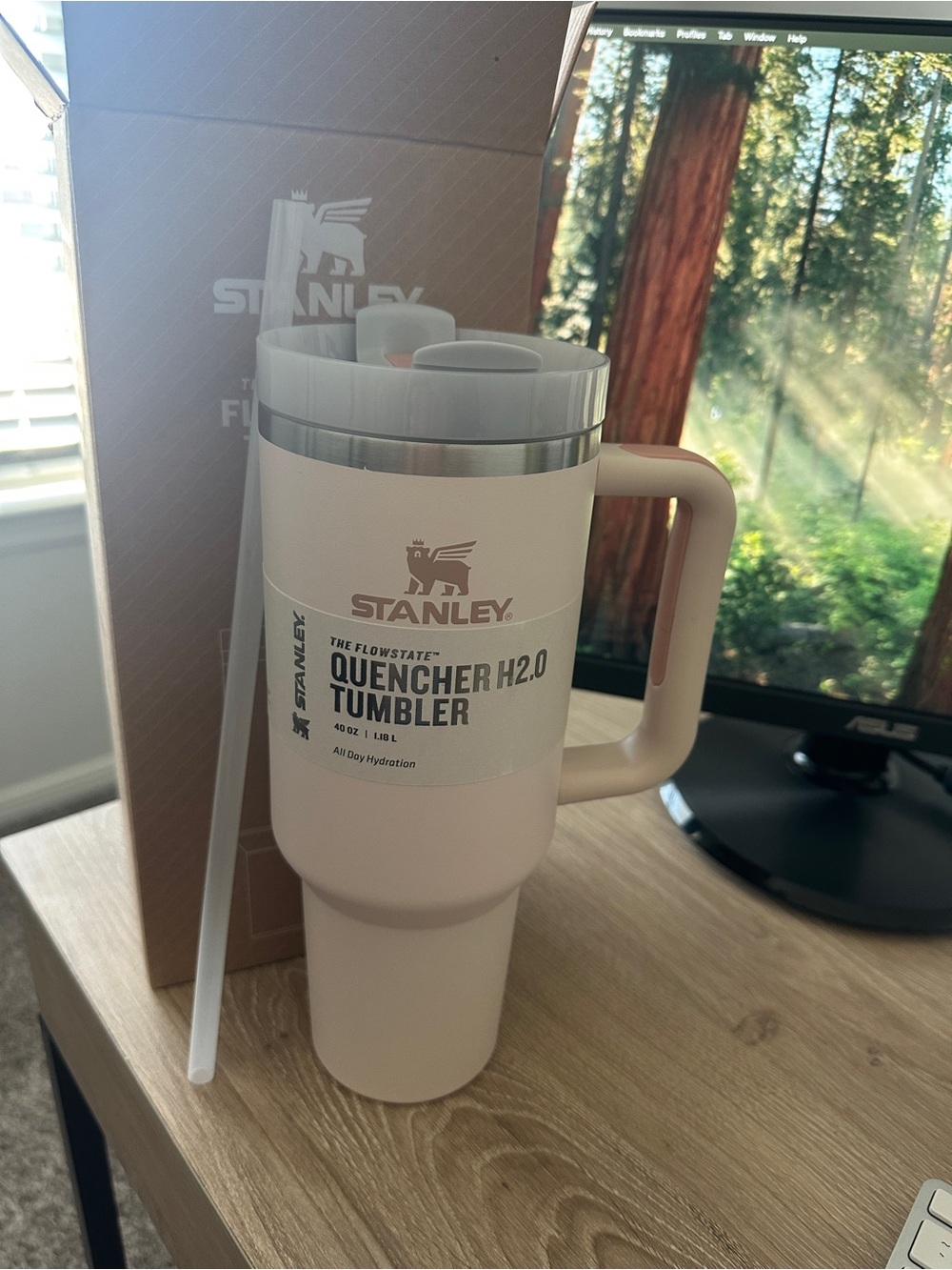 Stanley Quencher 40oz H2.0 Tumbler - Rose Quartz